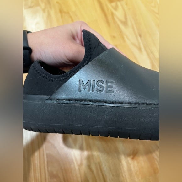 Mise The Standard OG Slip On Leather Size EU 39 Women’s 8.5 - Picture 7 of 9